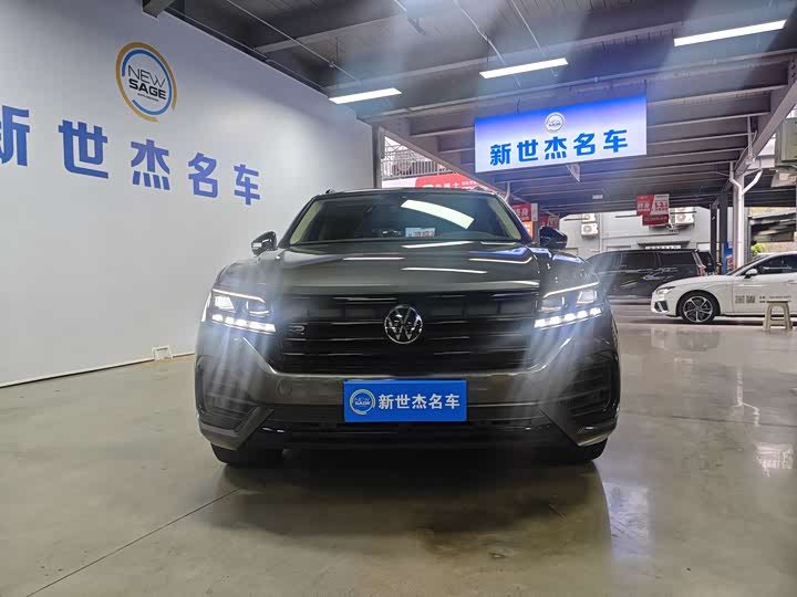 Volkswagen Touareg 2022 2022款 3.0TSI 锐享版 曜黑运动套装