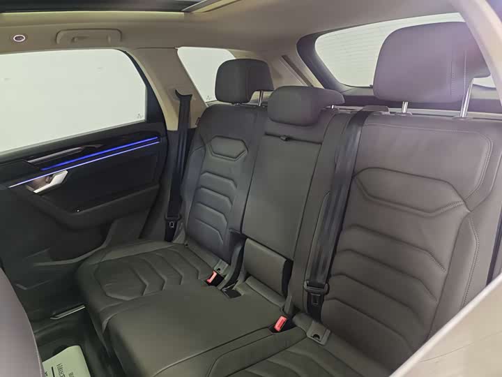 Volkswagen Touareg 2022 2022款 3.0TSI 锐享版 曜黑运动套装