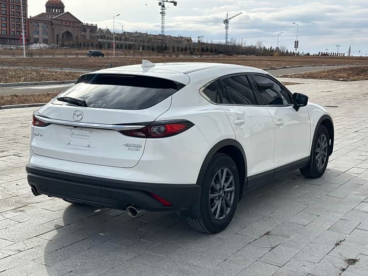 Mazda CX-4 2021 2021款 2.0L 自动两驱蓝天探索版