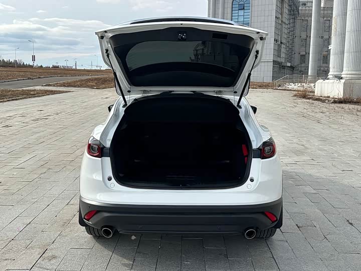 Mazda CX-4 2021 2021款 2.0L 自动两驱蓝天探索版