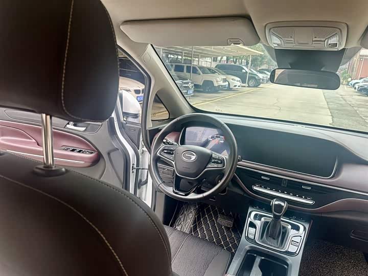 Фото 9 - GAC Trumpchi M6