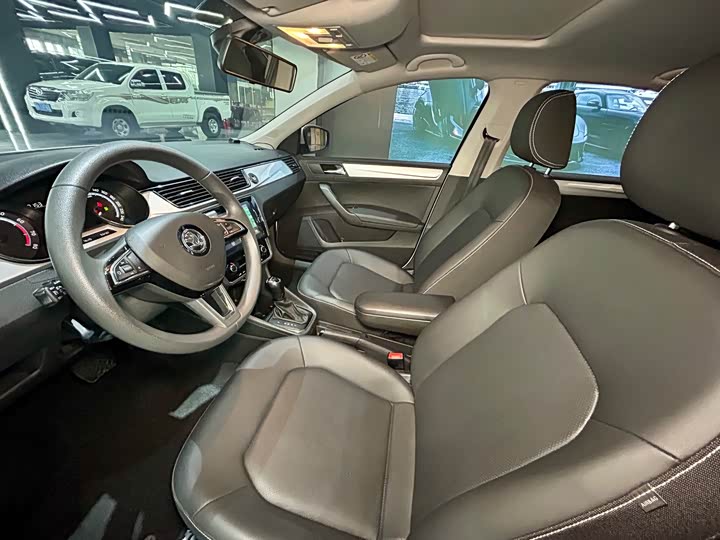 Skoda Rapid 2022 2022款 1.5L 自动舒享版