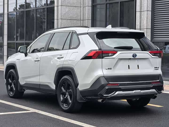 Toyota RAV4 Hybrid 2021 2021款 2.5L 两驱精英Pro