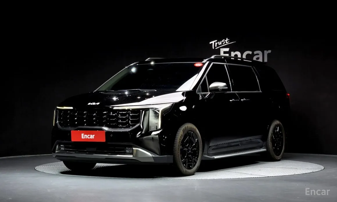 Kia Carnival 2023 9-Seater Noblesse