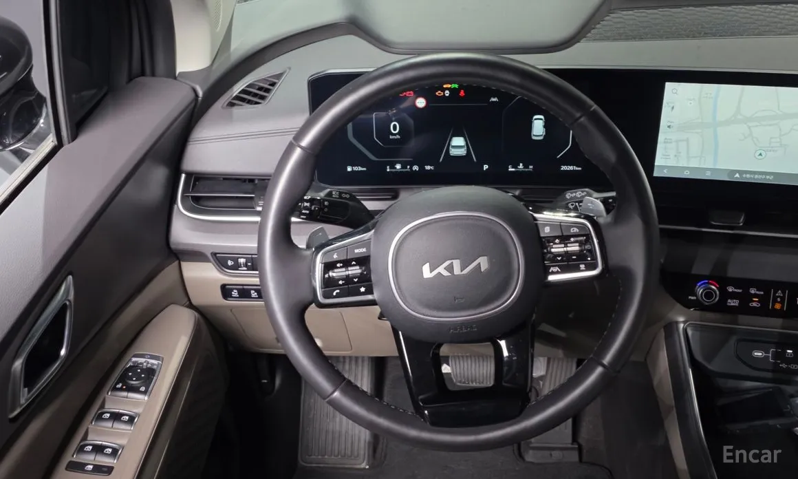Kia Carnival 2023 9-Seater Noblesse