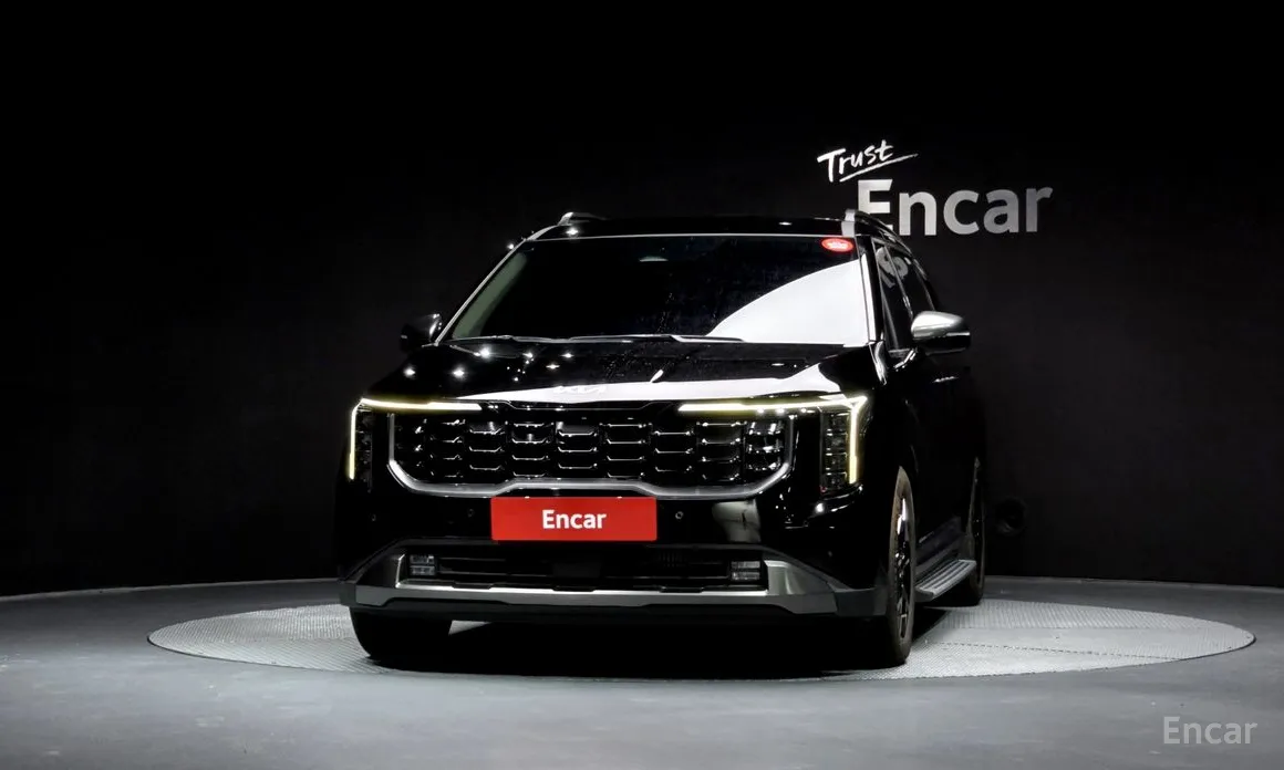 Kia Carnival 2023 9-Seater Noblesse