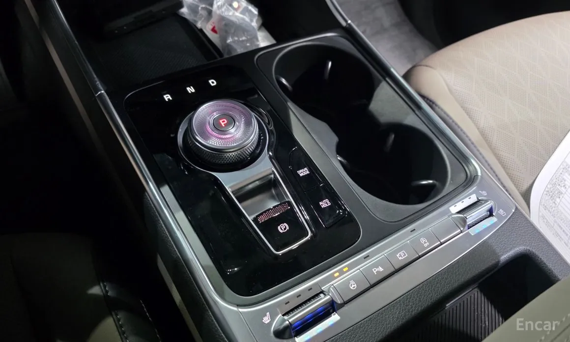 Kia Carnival 2023 9-Seater Noblesse