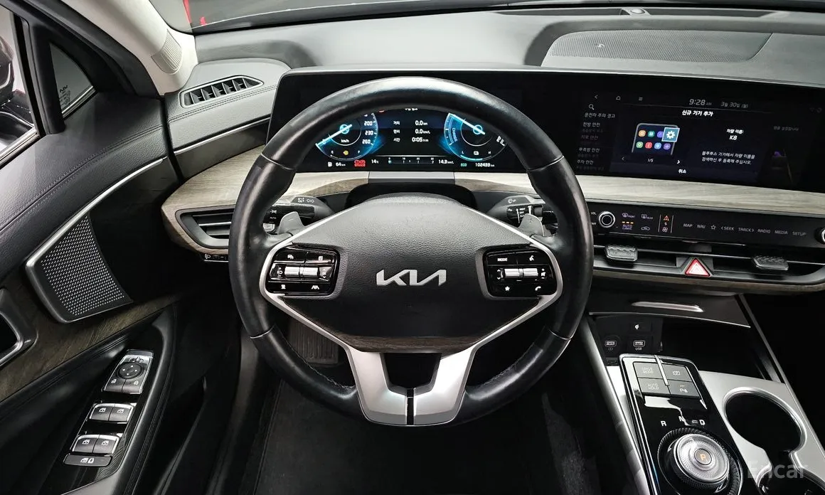 Zdjęcie 13 - Kia K8