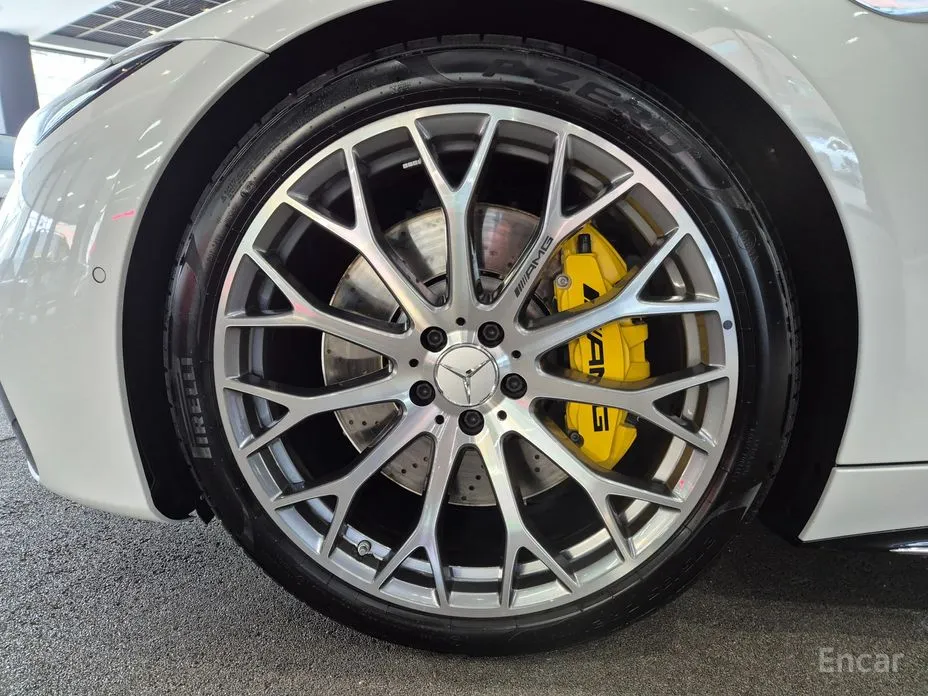 Mercedes-Benz SL-Class 2023 AMG SL63 4MATIC+