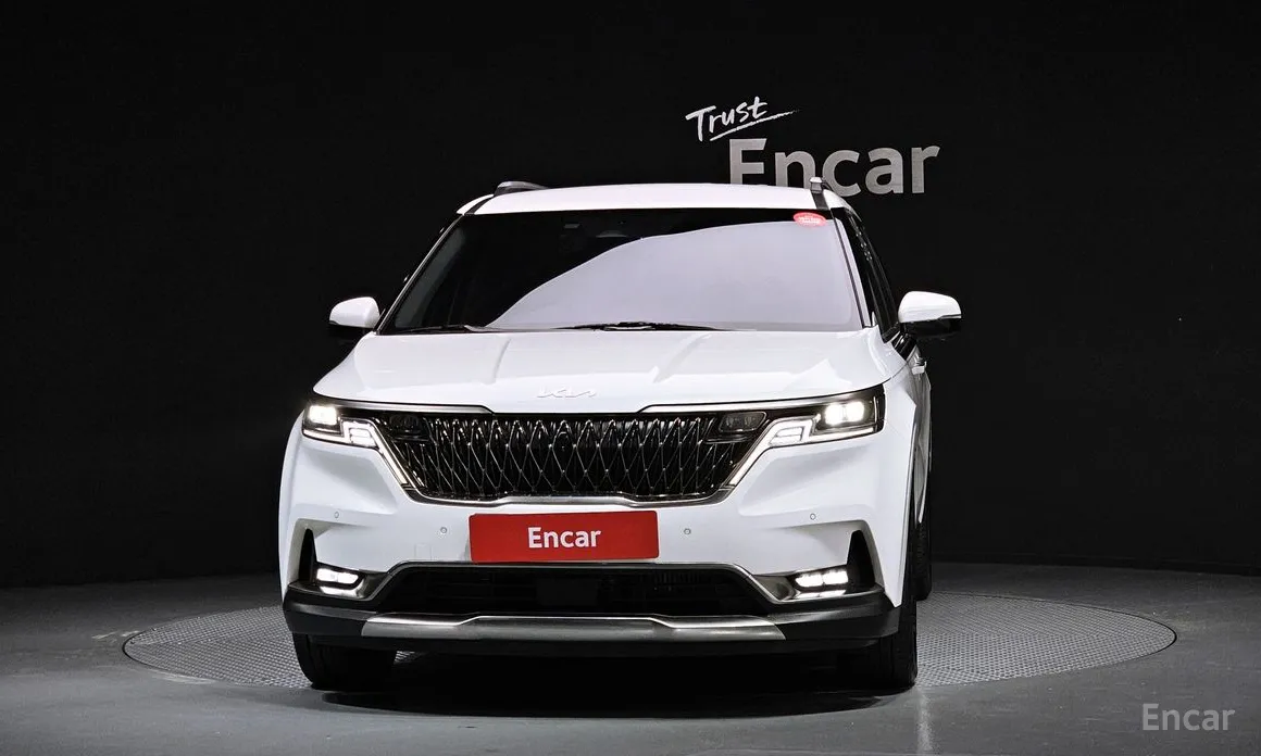 Фото 3 - Kia Carnival