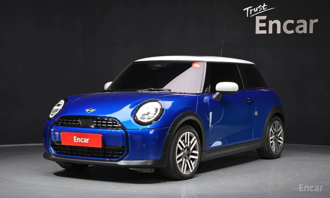 Mini Cooper 2024 Classic
