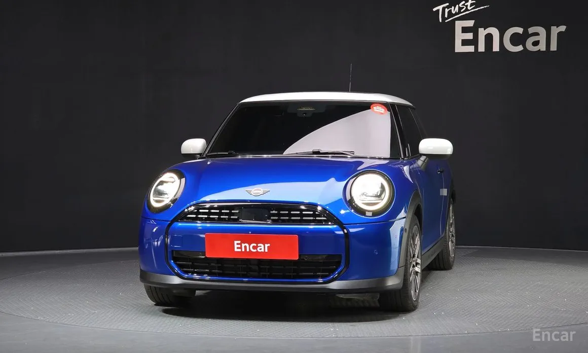 Mini Cooper 2024 Classic