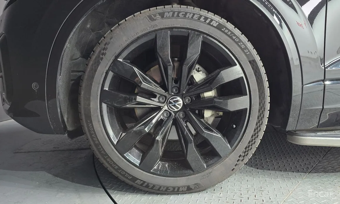 Volkswagen Touareg 2019 3.0 TDI R-Line