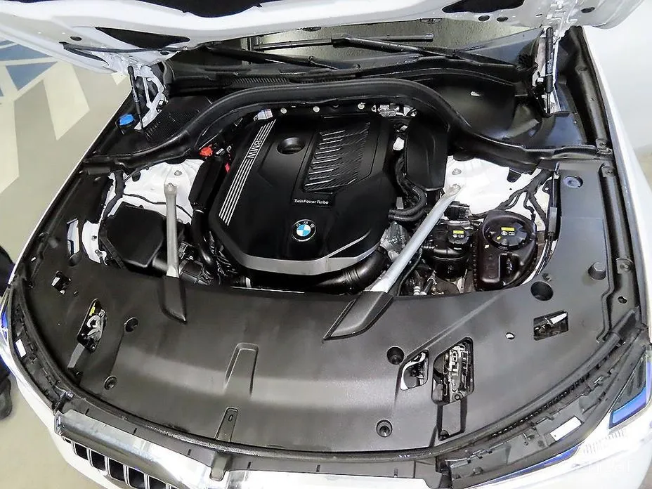 BMW Gran Turismo 2017 630i xDrive M Sport