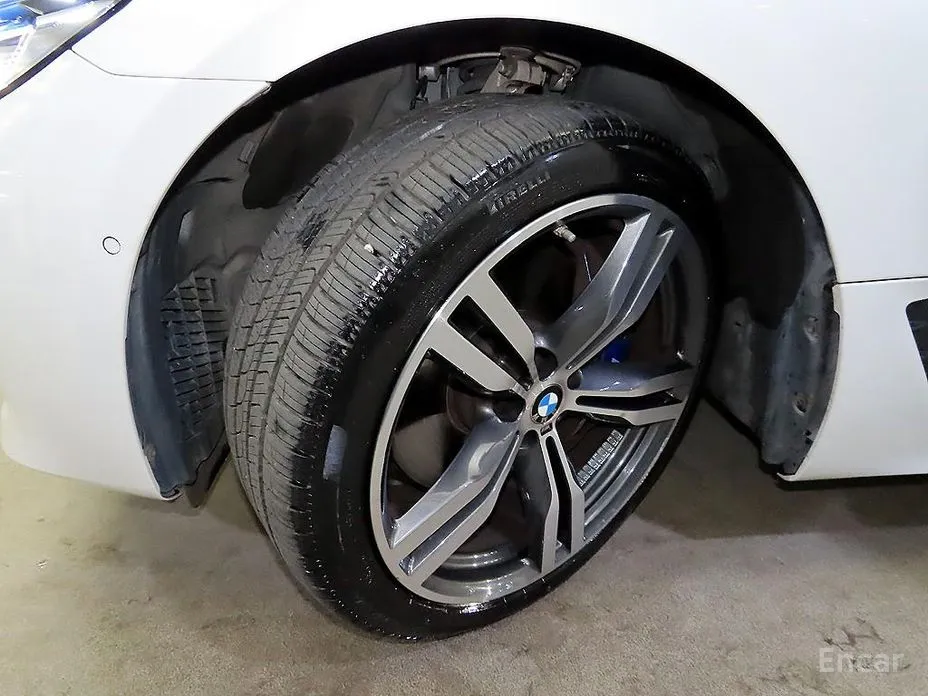 BMW Gran Turismo 2017 630i xDrive M Sport