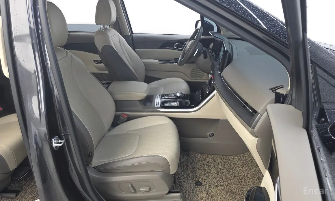 Zdjęcie 10 - Kia Carnival
