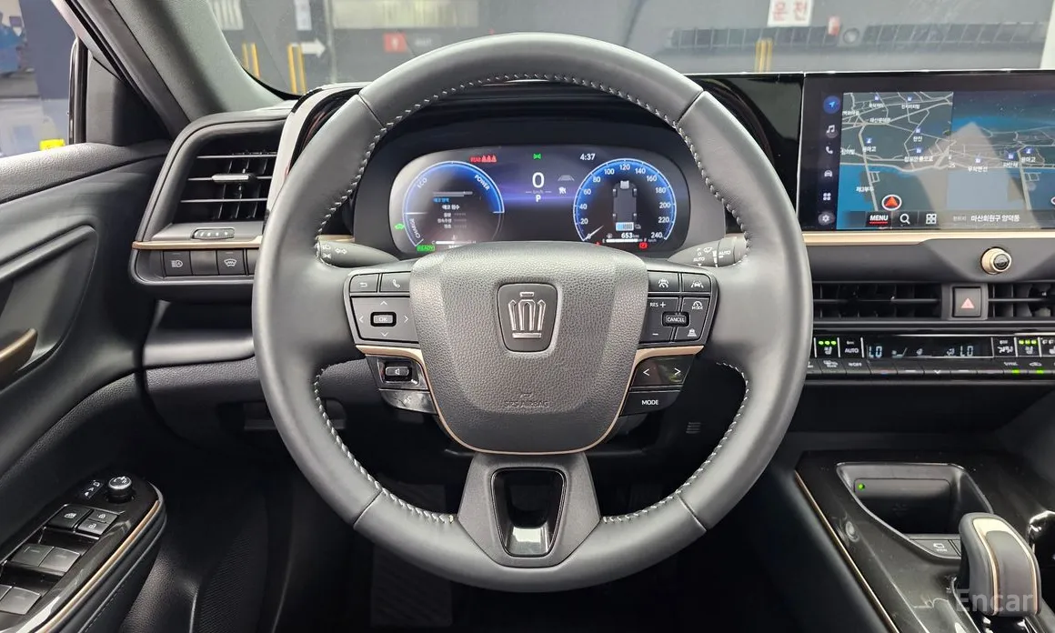 Toyota Crown 2023 2.5 4WD Hybrid