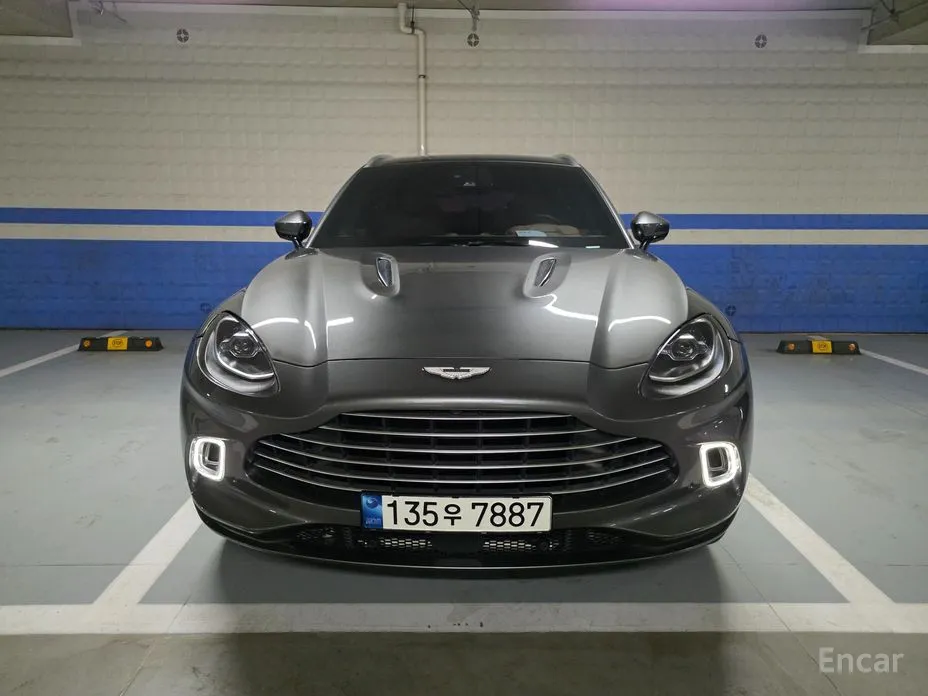 Aston Martin DBX 2020 4.0 V8