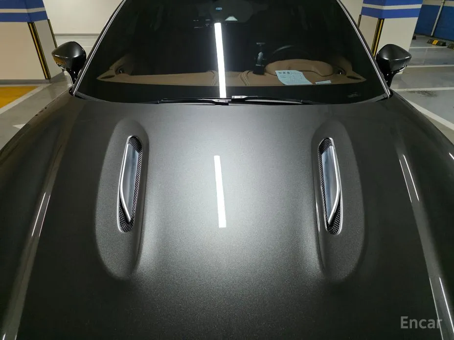 Aston Martin DBX 2020 4.0 V8