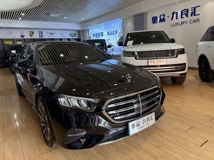 Zdjęcie 3 - Mercedes-Benz E-Class