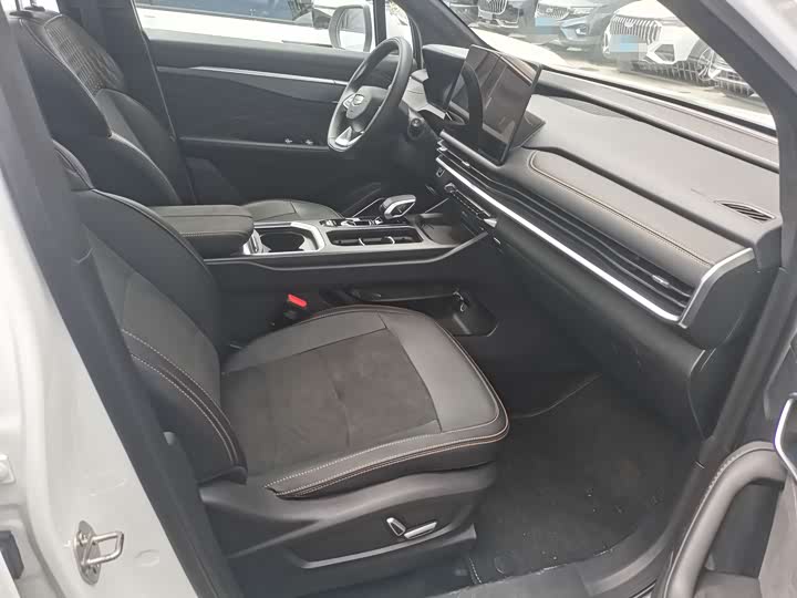 Geely Okavango L 2025 2025款 2.0T DCT尊享款