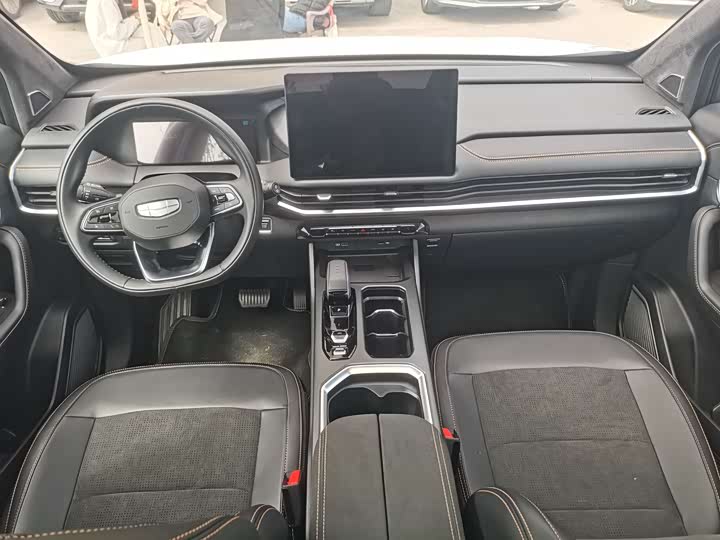 Geely Okavango L 2025 2025款 2.0T DCT尊享款