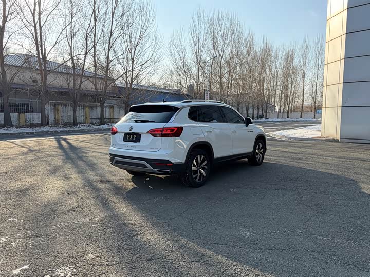Volkswagen Tayron 2022 2022款 280TSI 两驱豪华智联版