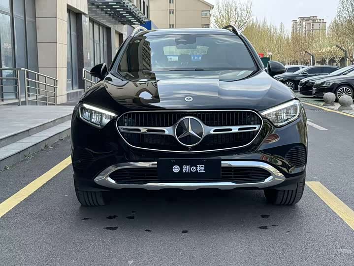 Mercedes-Benz GLC-Class 2026 2026款 GLC 260 L 4MATIC 经典版