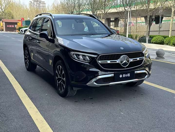 Mercedes-Benz GLC-Class 2026 2026款 GLC 260 L 4MATIC 经典版