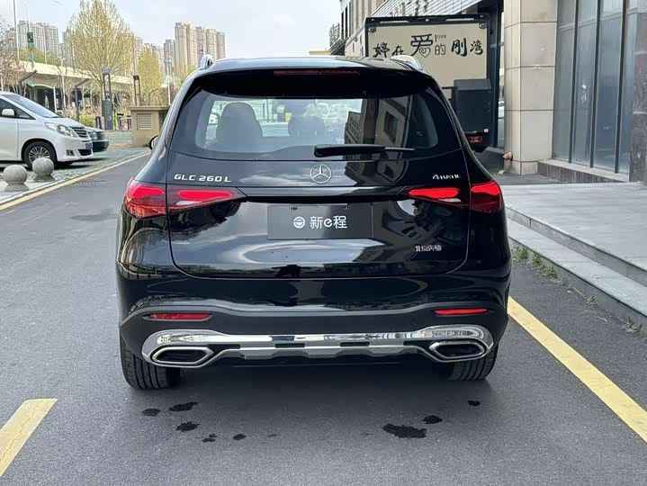 Mercedes-Benz GLC-Class 2026 2026款 GLC 260 L 4MATIC 经典版