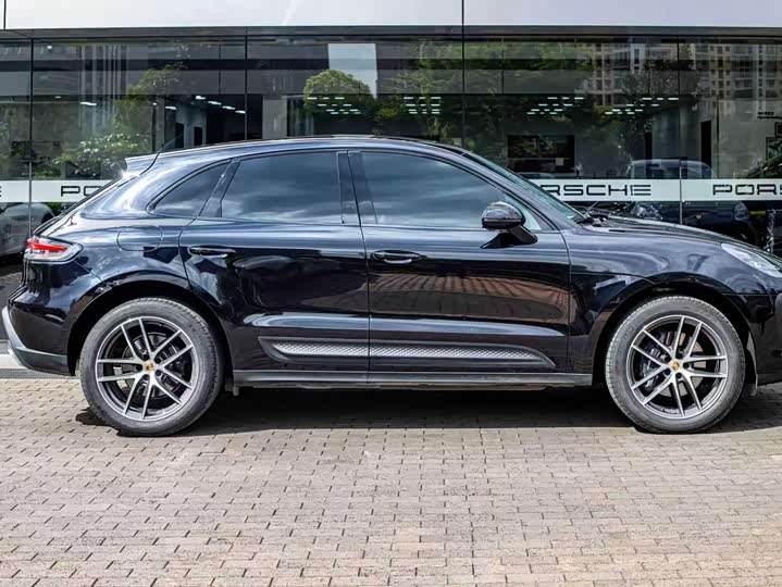 Porsche Macan 2025 2025款 Macan 2.0T 逐梦版