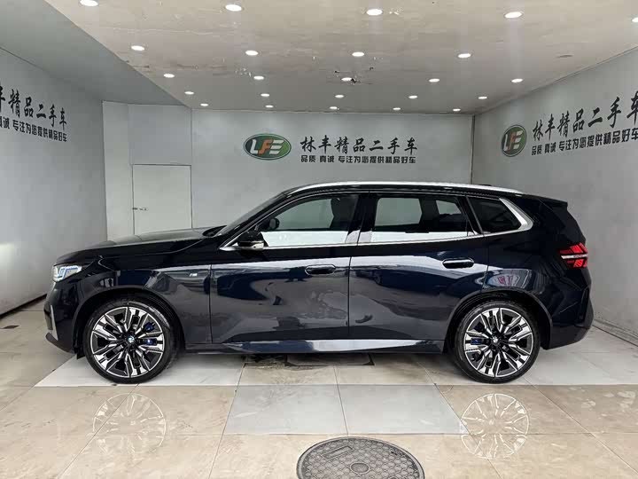 BMW X3 2025 2025款 xDrive30L 尊享型 M运动套装