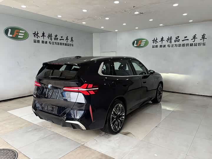 BMW X3 2025 2025款 xDrive30L 尊享型 M运动套装