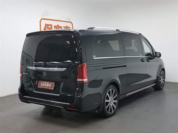 Mercedes-Benz V-Class 2022 2022款 V 260 L 长轴距豪华版