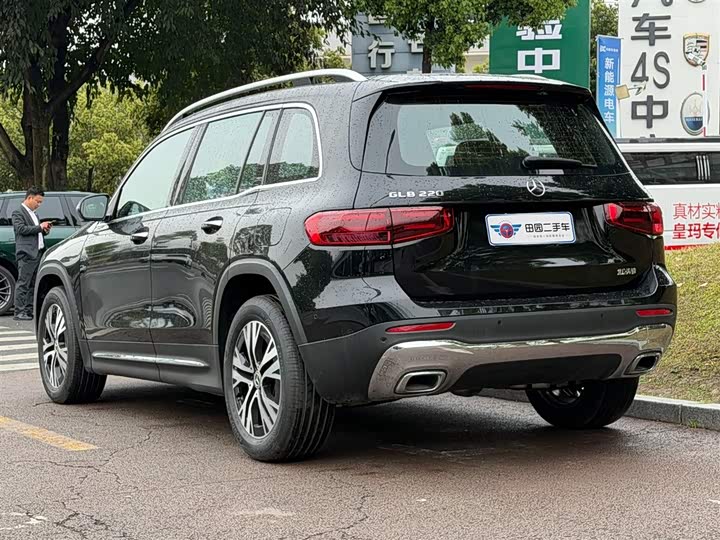 Фото 4 - Mercedes-Benz GLB-Class