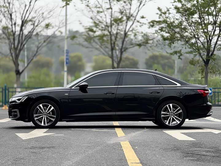 صورة 3 - Audi A6L