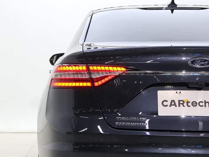 Ford Taurus 2019 2019款 EcoBoost 245 尊享版