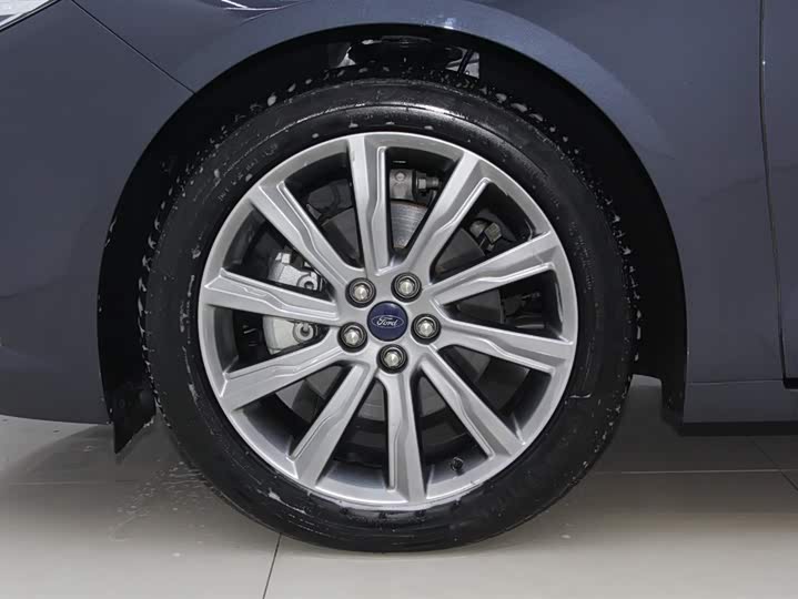 Ford Taurus 2019 2019款 EcoBoost 245 尊享版