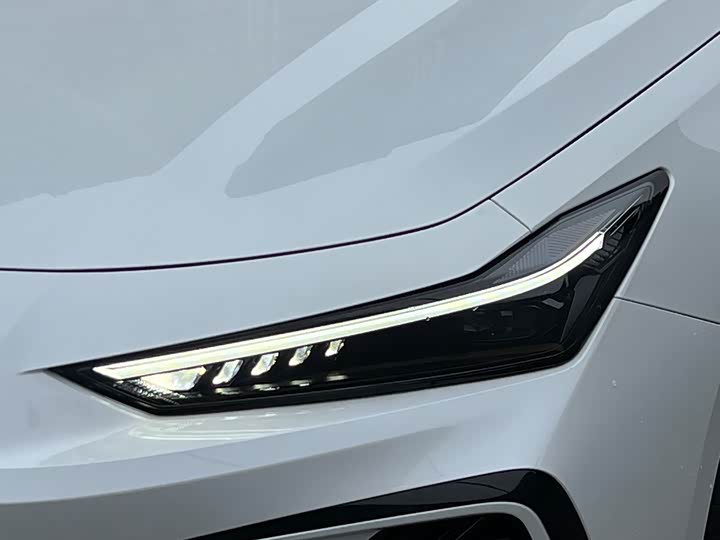 Changan UNI-V 2025 2025款 第三代 2.0T 劲擎型