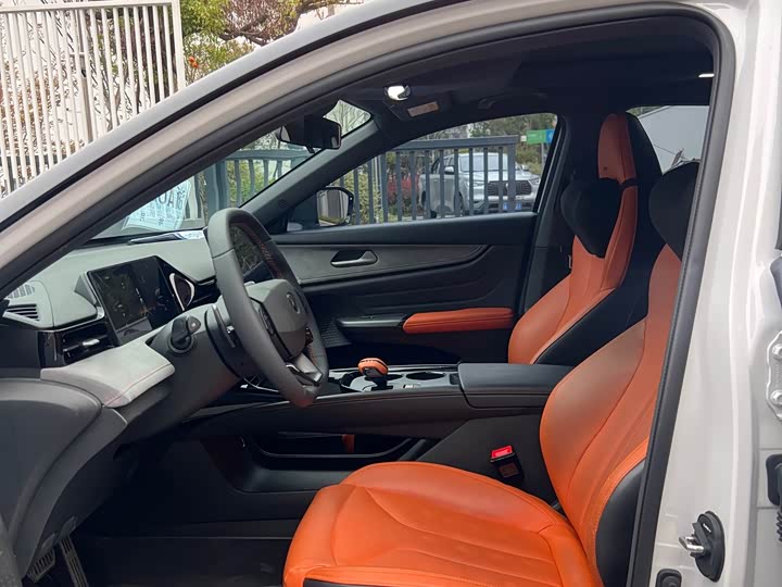 Changan UNI-V 2025 2025款 第三代 2.0T 劲擎型