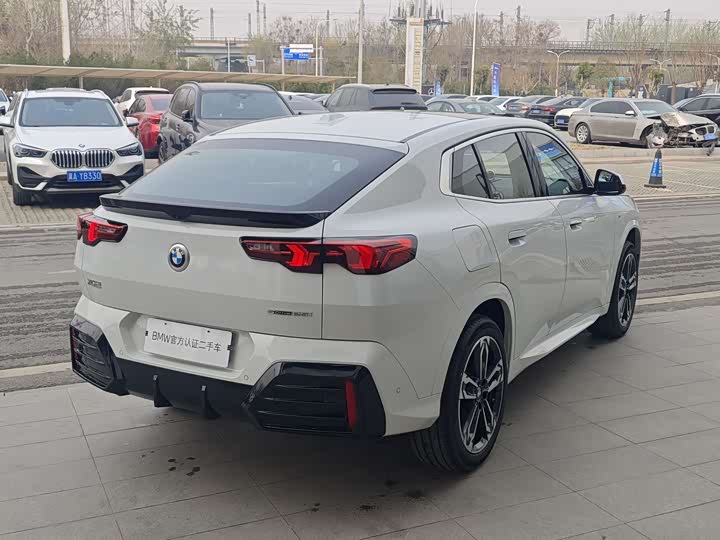 BMW X2 2025 2025款 sDrive25i M运动套装