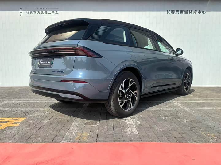 Lincoln Nautilus 2025 2025款 2.0T 四驱尊逸混动版