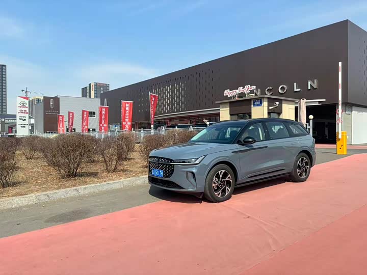 Lincoln Nautilus 2025 2025款 2.0T 四驱尊逸混动版