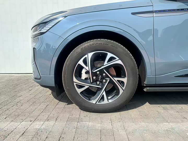 Lincoln Nautilus 2025 2025款 2.0T 四驱尊逸混动版