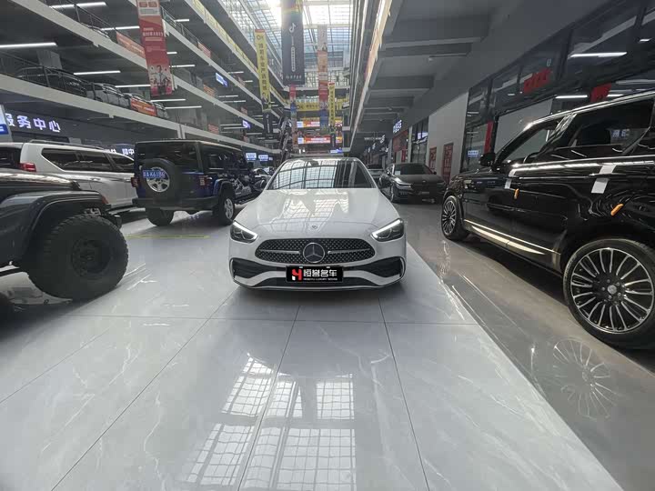 Фото 2 - Mercedes-Benz C-Class