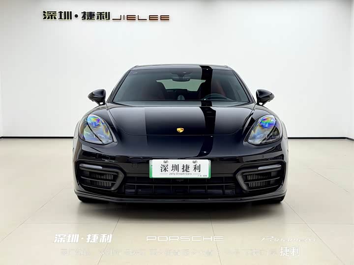 Фото 2 - Porsche Panamera Hybrid