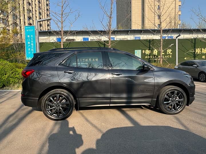 Chevrolet Equinox 2022 2022款 轻混 550T RS 四驱智能捍界版