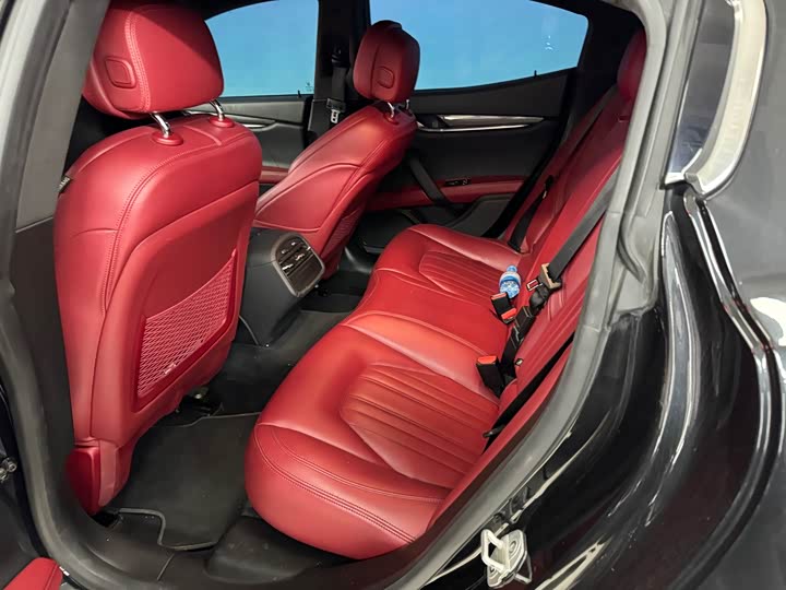 Maserati Ghibli 2022 2022款 2.0T GT锋芒版