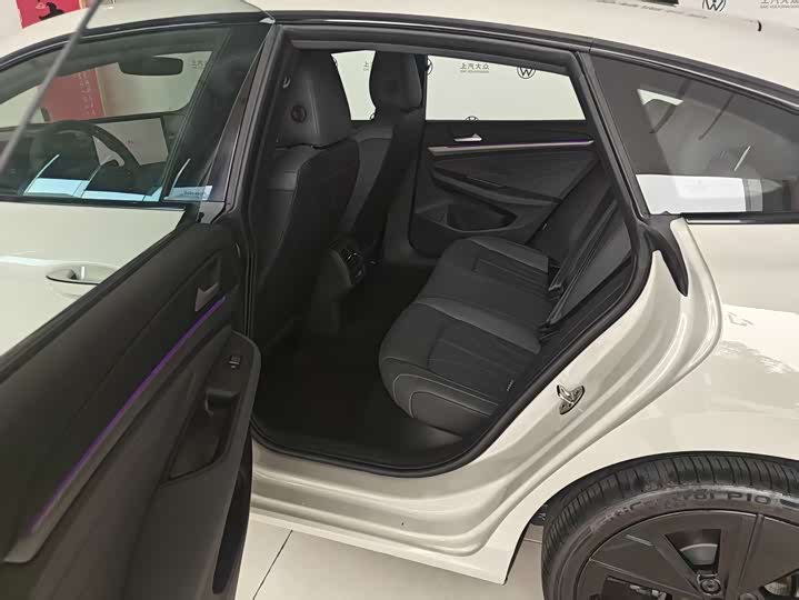 Volkswagen Lamando L 2026 2026款 凌渡L GTS 380TSI 凌风百万纪念版