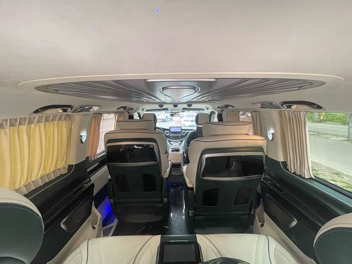Фото 7 - Mercedes-Benz Vito